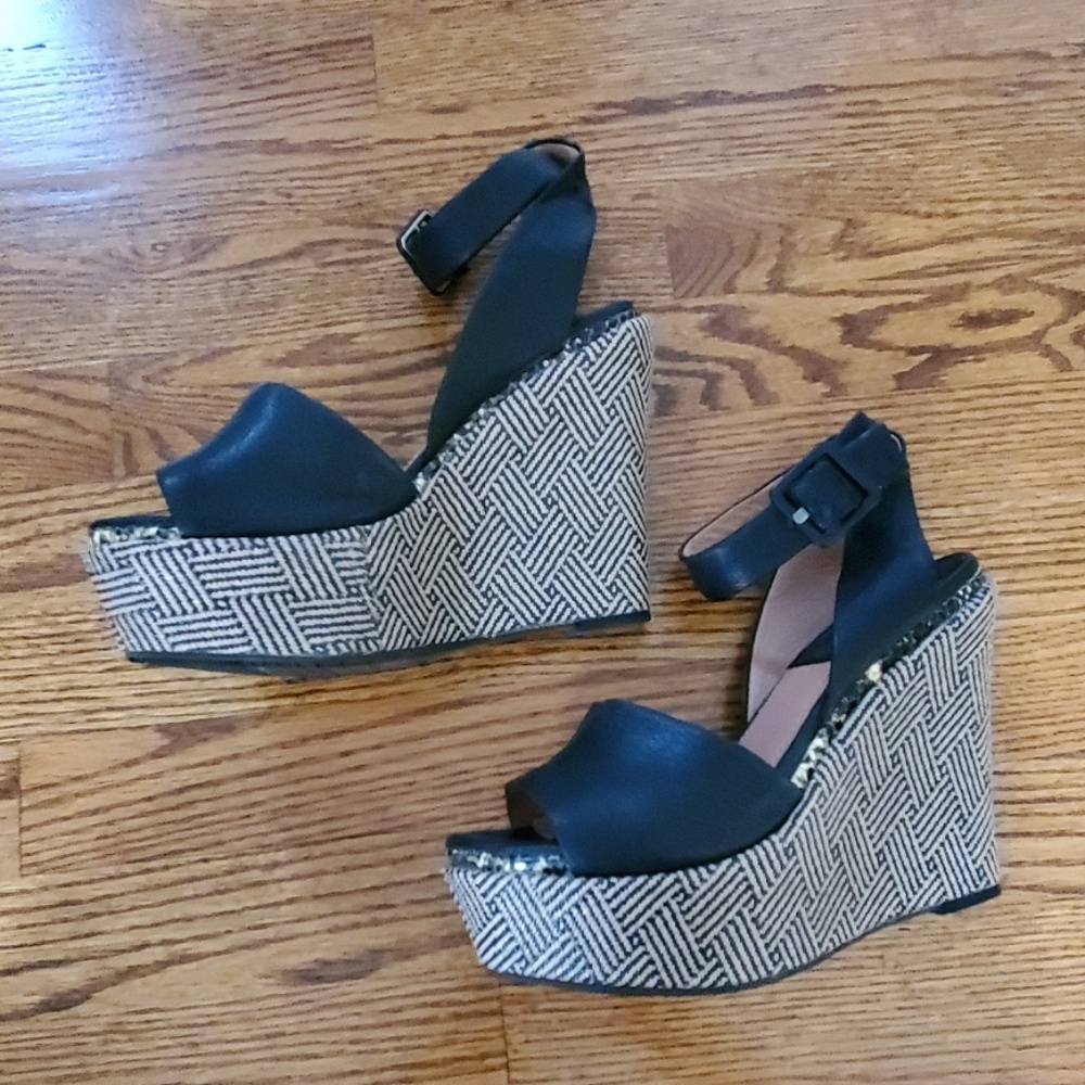 Bacio 61 Wedge Leather Ankle Sandals Shoes sz 7
